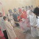 Udílení svátosti biřmování kardinálem Dominikem Dukou v kostele sv. Václava v Nuslích